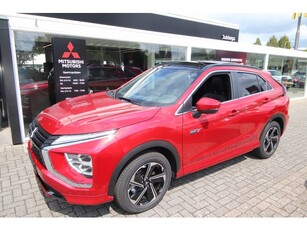 Mitsubishi Eclipse Cross 2.4 PHEV Instyle Pano, Leder