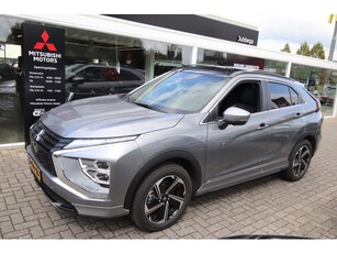 Mitsubishi Eclipse Cross 2.4 PHEV Instyle Trekh, Pano