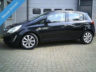 Opel Corsa 1.4-16V Anniversary Edition 5-DRS 99.623 KM / 1E