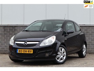 Opel Corsa 1.4-16V Cosmo Trekhaak NL Auto