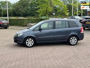 Opel Zafira 2.2