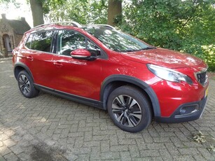 Peugeot 2008 1.2 PureTech Blue - Executive.Distributie bij