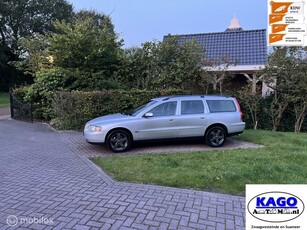 Prachtige Volvo V70 2.4 170pk Edition II Aut. bj 2006