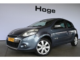 Renault Clio 1.2 TCe Night & Day Ecc Navigatie 100%