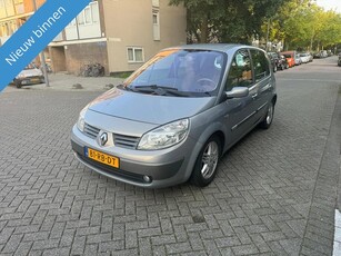 Renault Scénic 2.0-16V Privilège Luxe (bj 2005, automaat)