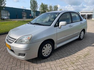 Suzuki Liana 1.6 GLS