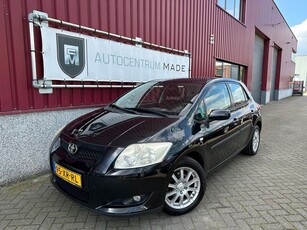 Toyota Auris 1.4-16V Sol // 5-Drs // Clima // LM velgen //