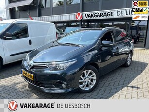 Toyota Auris Touring Sports 1.8 Hybrid