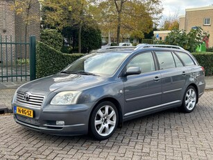 Toyota Avensis Wagon 2.0 VVTi Linea Luna 2005 trekhaak!