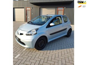 Toyota Aygo 1.0-12V +