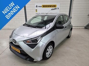 Toyota Aygo 1.0 VVT-i x-fun Airco / Audio / cv op afstand /