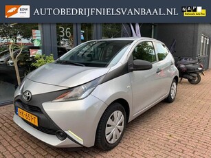 Toyota Aygo 1.0 VVT-i x-now Airco/5Drs/1 Eigenaar/80Dkm NAP!