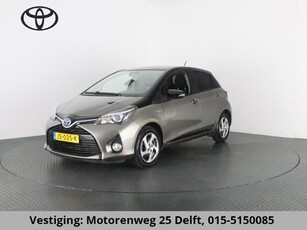 Toyota Yaris 1.5 HYBRID BI-TONE AUTOMAAT 100% OH.NAVI