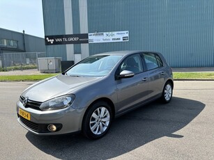 Volkswagen Golf 1.2 TSI Tour II BlueMotion 5-Deurs 6-Bak