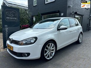 Volkswagen Golf 1.4 TSI Highline Automaat / Schuifdak