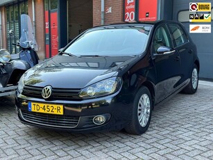 Volkswagen Golf 1.6