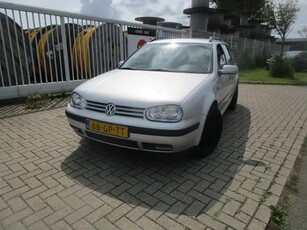 Volkswagen GOLF Variant 2.0 Trendline (bj 2001)