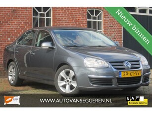 Volkswagen Jetta 1.6 FSI 115 Pk cruise/clima/trhaak/Garantie