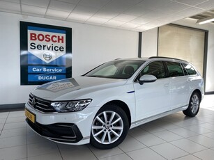 Volkswagen Passat Variant 1.4 TSI PHEV GTE Business head-up