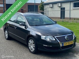 Volkswagen Passat Variant 1.6 FSI ComfortlineAIRCOCRUISE