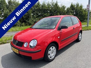 Volkswagen Polo 1.4-16V Automaat Airco Nwe Distributie