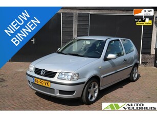 Volkswagen Polo 1.4 Trendline Nieuwe APK