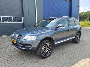 Volkswagen Touareg 3.2 V6