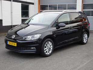 Volkswagen Touran 1.5 TSI Comfortline Business Automatische