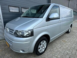 Volkswagen TRANSPORTER DSG, TREKHAAK, VERLENGDE MODEL.