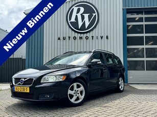 Volvo V50 1.6 D2 S/S Momentum Vol leder / Xenon / Blis /