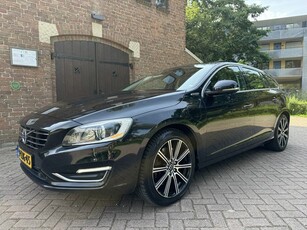 Volvo V60 2.4 D6 AWD Plug-In Hybrid Summum Leer/ACC/CAM