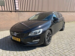 Volvo V60 2.4 D6 AWD Plug-In Hybrid Summum Pano Leer Memo