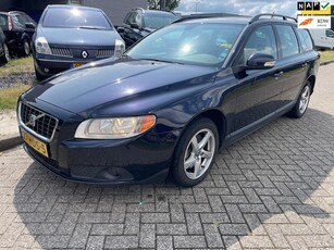 Volvo V70 2.4D Kinetic prijs NL €3750