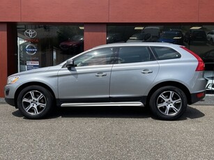 Volvo XC60 2.0 T5 Summum Plus Line AUTOMAAT LEER PANO