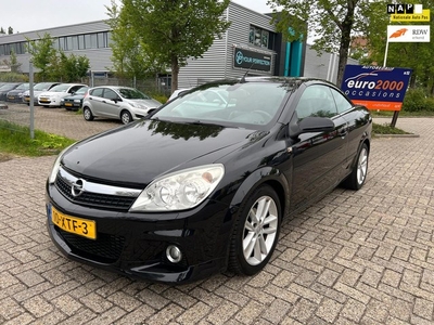 Opel Astra TwinTop 1.6 Temptation DAK GAAT NIET OPEN !