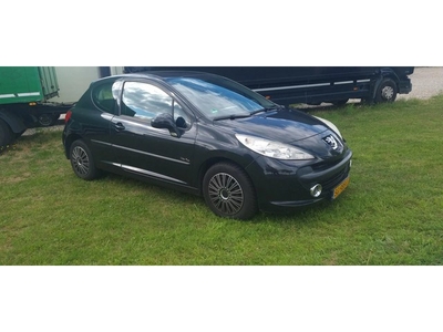 Peugeot 207 1.4 XR Met airco