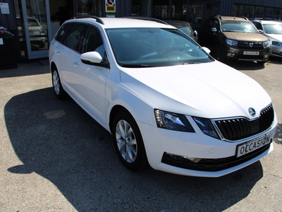 SKODA OCTAVIA Combi 1.0 TSI Grt Amb. Bns / Nette complete auto