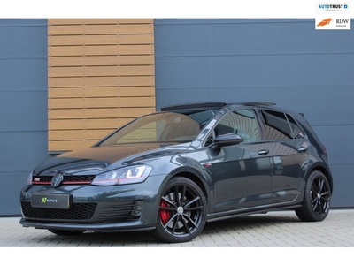 Volkswagen Golf 2.0 TSI GTI