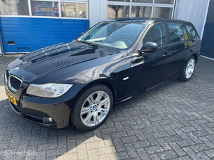 BMW 3-serie Touring 318i Business Line Airco-17''-Cruise