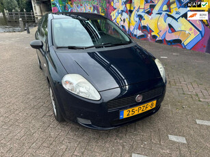 Fiat Grande Punto 1.3 M-Jet Actual ijskoude airco stereo elektrische ramen boeken aanwezig leuke frisse auto