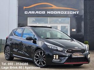 KIA CEE D cee'd 1.6 T-GDi GT 204pk PANORAMADAK|NAVIGATIE|KEY LESSGO|ROOD METALLIC|XENON LED|CRUISE CONTROL|STUUR VERWARMING|ECC/AIRCO|LEDER/ALCANTARA|18 INCH VELGEN Maandag tot Vrijdag geopend van 09.00 tot 20.00 uur en Zaterdag van 09.00 tot 18.00 uur .