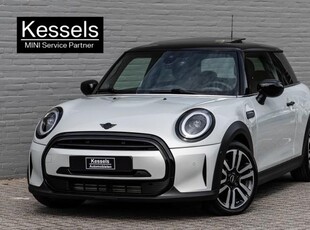 Mini Cooper 1.5 / Panoramadak Harman Kardon Stuurverwarming