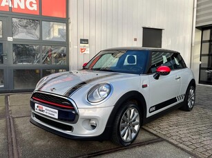 Mini Mini 1.5 Cooper D Chili Serious Business 116PK I Navi