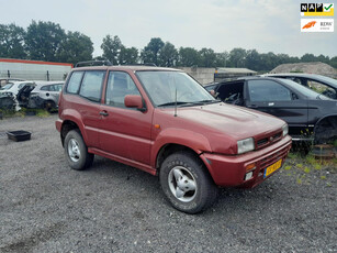 Nissan Terrano 2.7TD SLX |