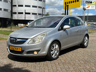 Opel Corsa 1.4-16V Cosmo