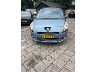 Peugeot 5008 1.6 VTi Blue Lease 7p.