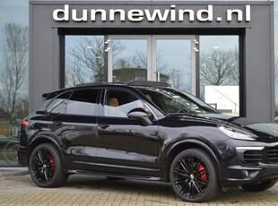 Porsche Cayenne 3.0 D PLATINUM ED.