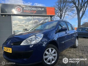 Renault Clio Estate 1.2-16V Corporate