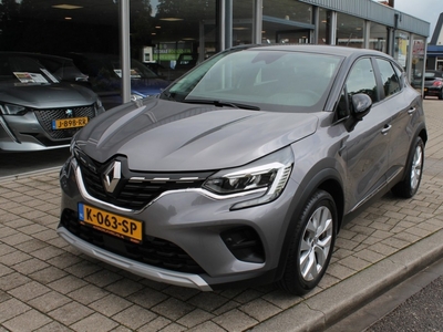 RENAULT CAPTUR 1.0 TCE INTENS / 5 Drs. / Airco / Cruise - Control /