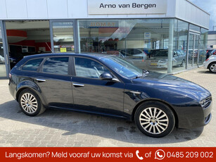 Alfa Romeo 159 Sportwagon 2.2 JTS Distinctive, leder, clima, cruisecontrol, pdc, zeer nette auto !!